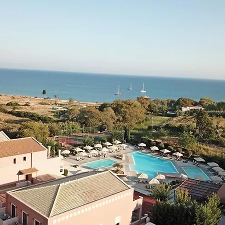 Отель Utopia Resort & Spa