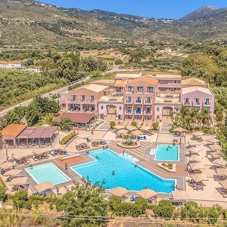 Utopia Resort & Spa Отель