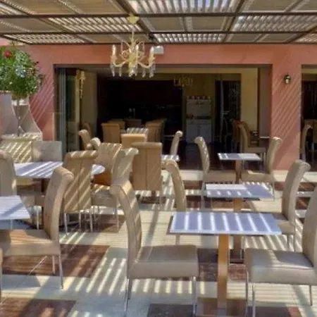 Utopia Resort & Spa Отель