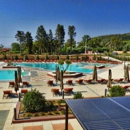 Отель Utopia Resort & Spa 4*