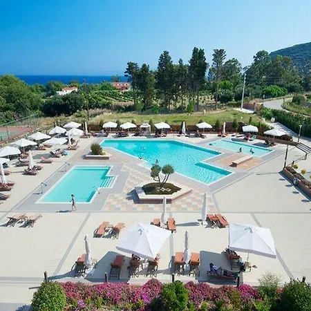 Utopia Resort & Spa 4*