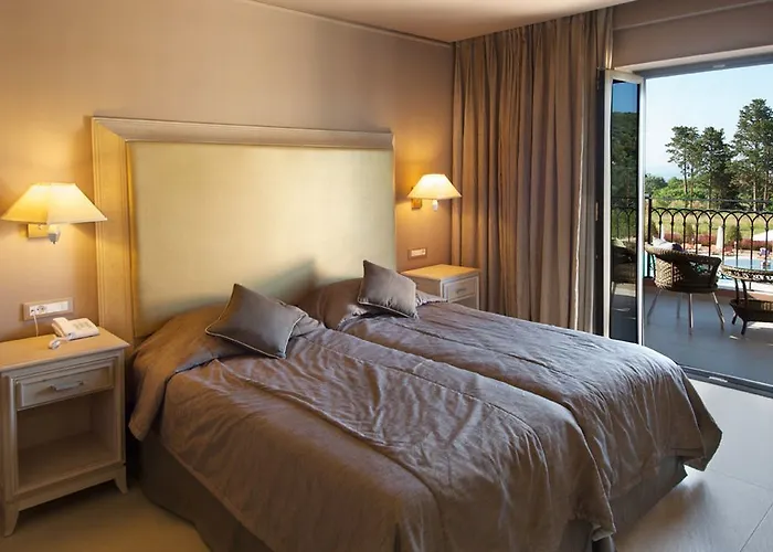 Utopia Resort & Spa Hotel