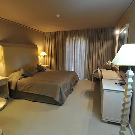 酒店 Utopia Resort & Spa 凯法利尼亚