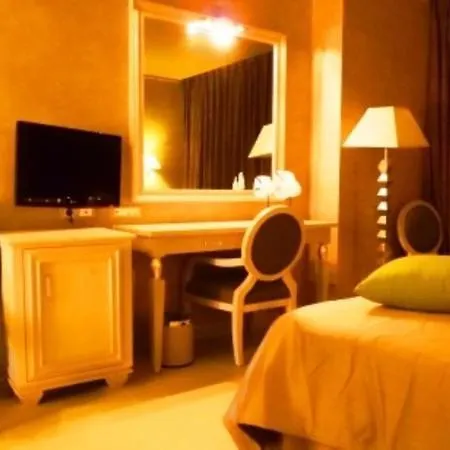 Utopia Resort & Spa 凯法利尼亚