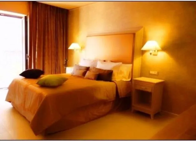 Utopia Resort & Spa Hotel 4*